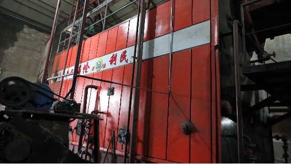 燃煤改秸稈直燃鍋爐供暖，燃料成本省一半